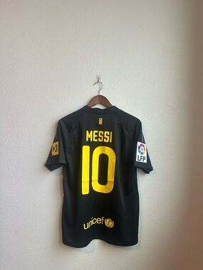 FC Barcelona 2011/12 Away Jersey - Lionel Messi - Size M - La Liga